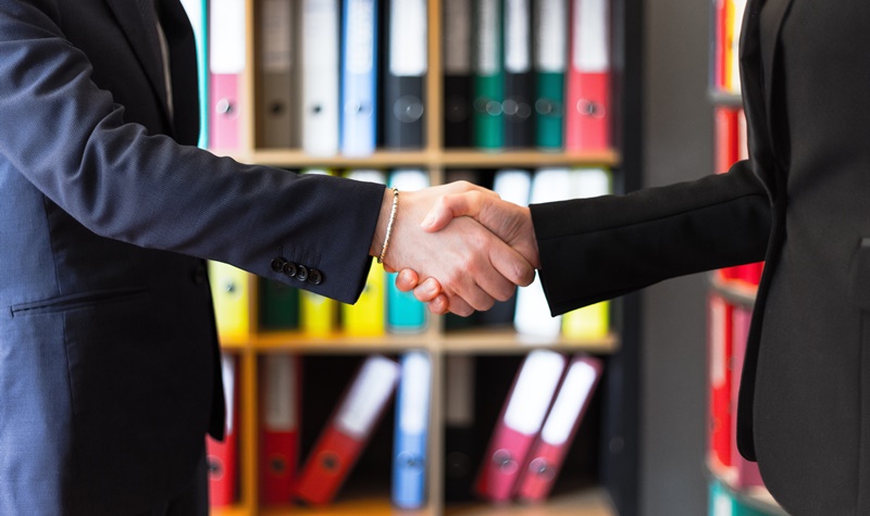 ADECOSE incorpora dos nuevas corredurías