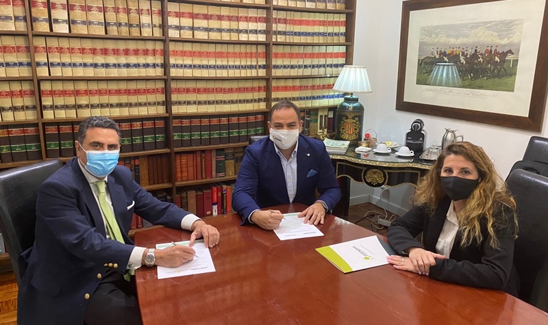 Datages Consulting y APROMES firman un convenio de colaboración