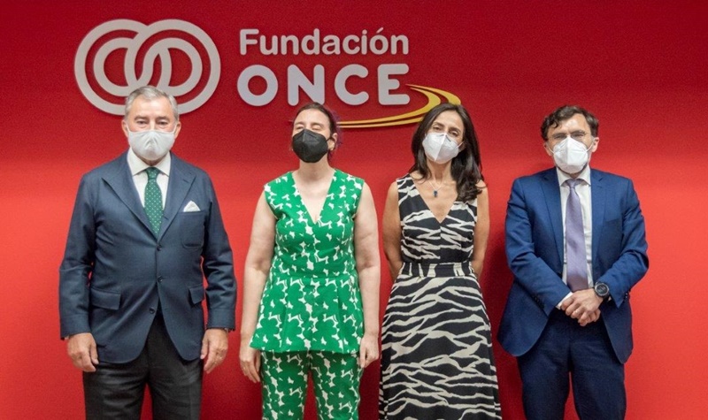 DKV y Fundación Integralia DKV renuevan su compromiso con Fundación ONCE