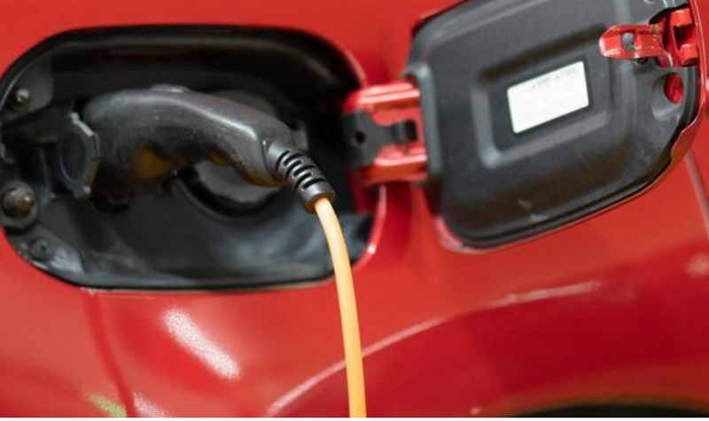 Perspectivas de los vehículos eléctricos en Estados Unidos y Europa: impulsando la transición energética