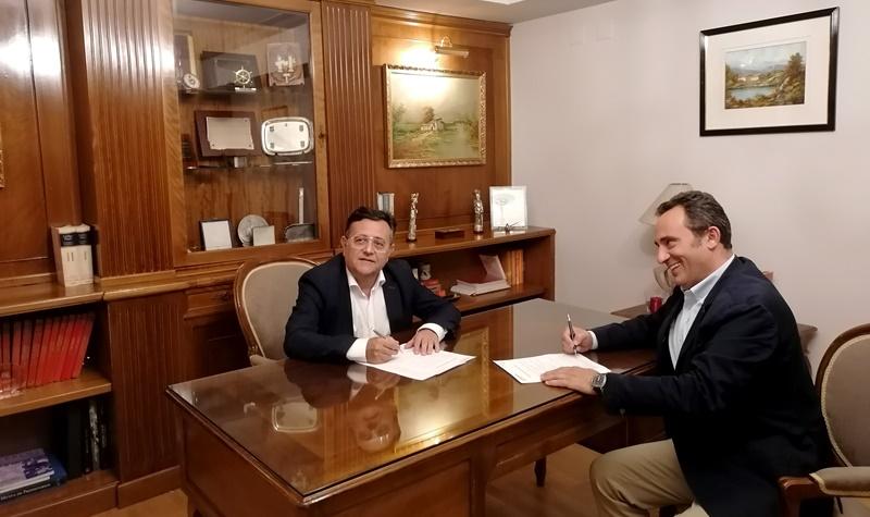 El Colegio de Zaragoza renueva su acuerdo de colaboración con AXA